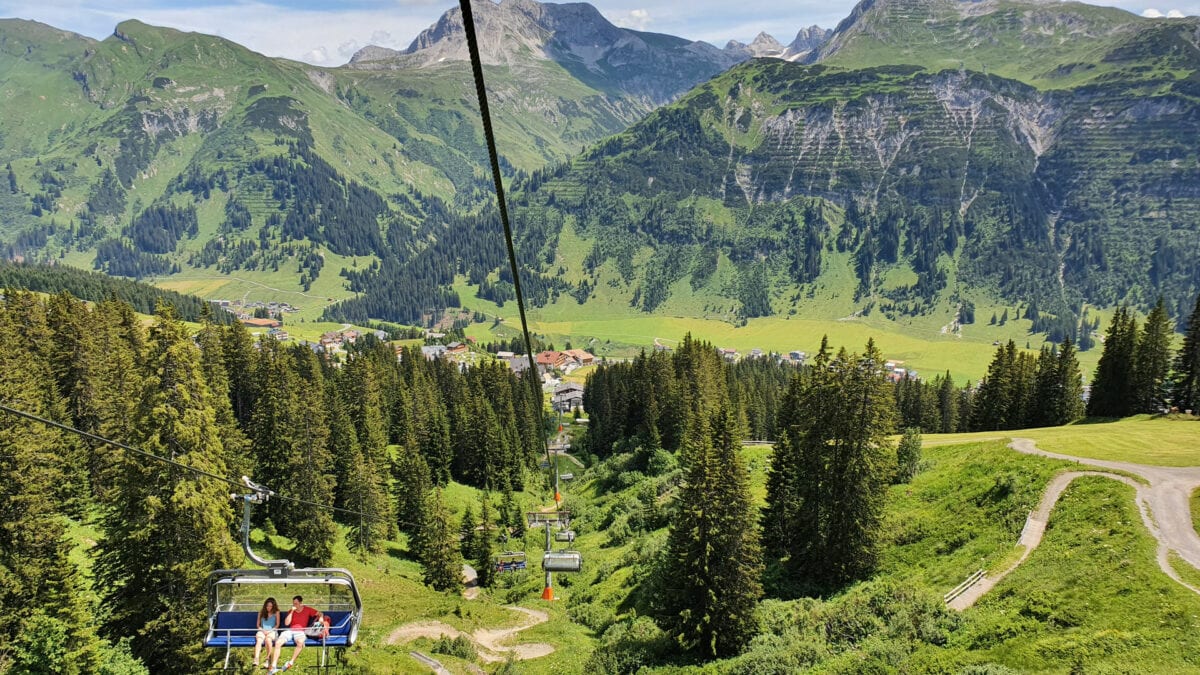 Petersboden Bahn mit Blick auf den Lechsommer und herrliche Bergkulisse