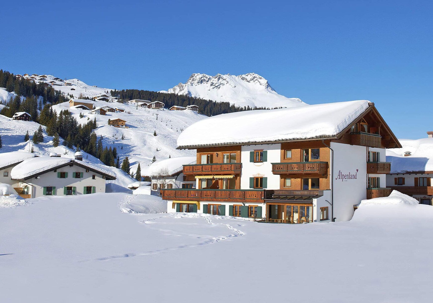 skiurlaub-4sterne-hotel-alpenland-lech-am-arberg